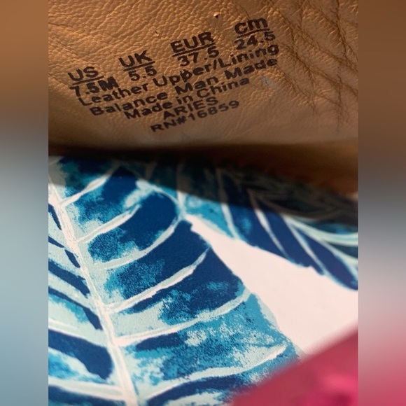 J. McLaughlin Pink Peony Tropical Aries Leather Slide Sandals sz 7.5 - Picture 9 of 12